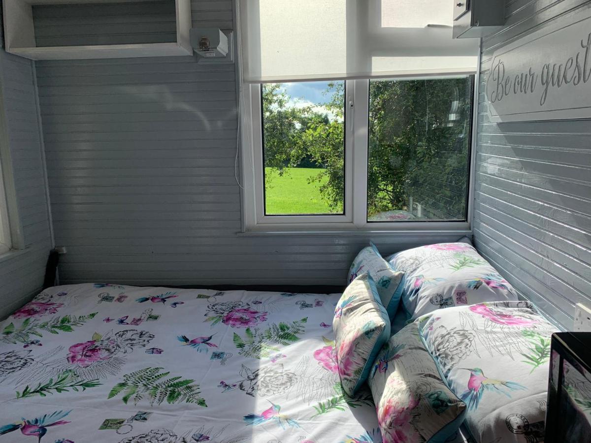 Shepherds Hut Bath Wick  Kültér fotó
